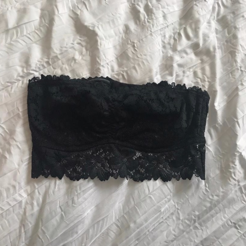 Auden Black Lace Strapless Bralette
